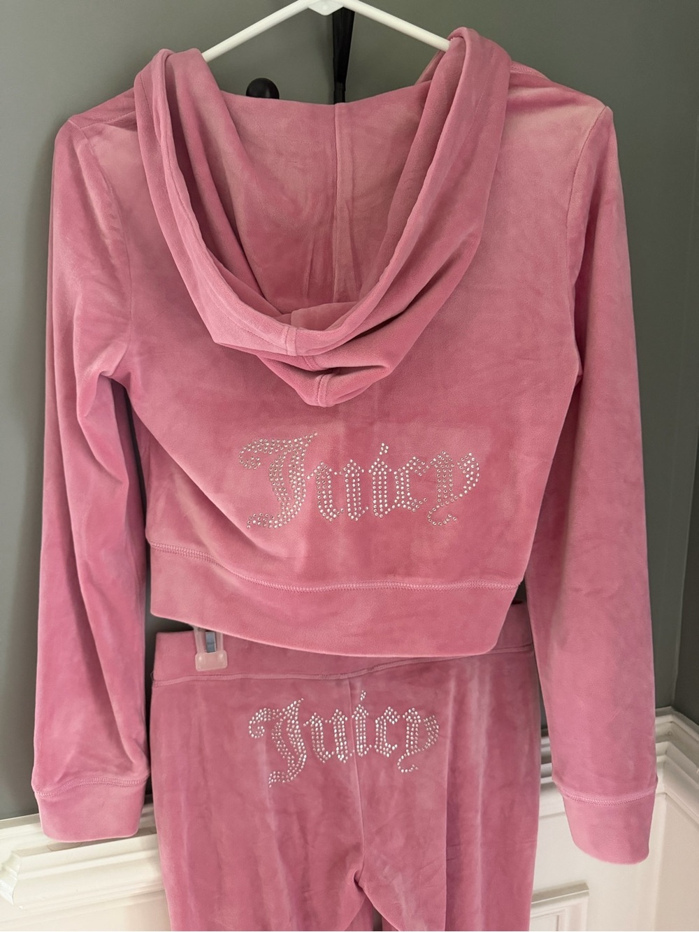 Juicy Couture OG Luxe Pink Velour Rhinestone Logo Tracksuit Set - Picture 2 of 12